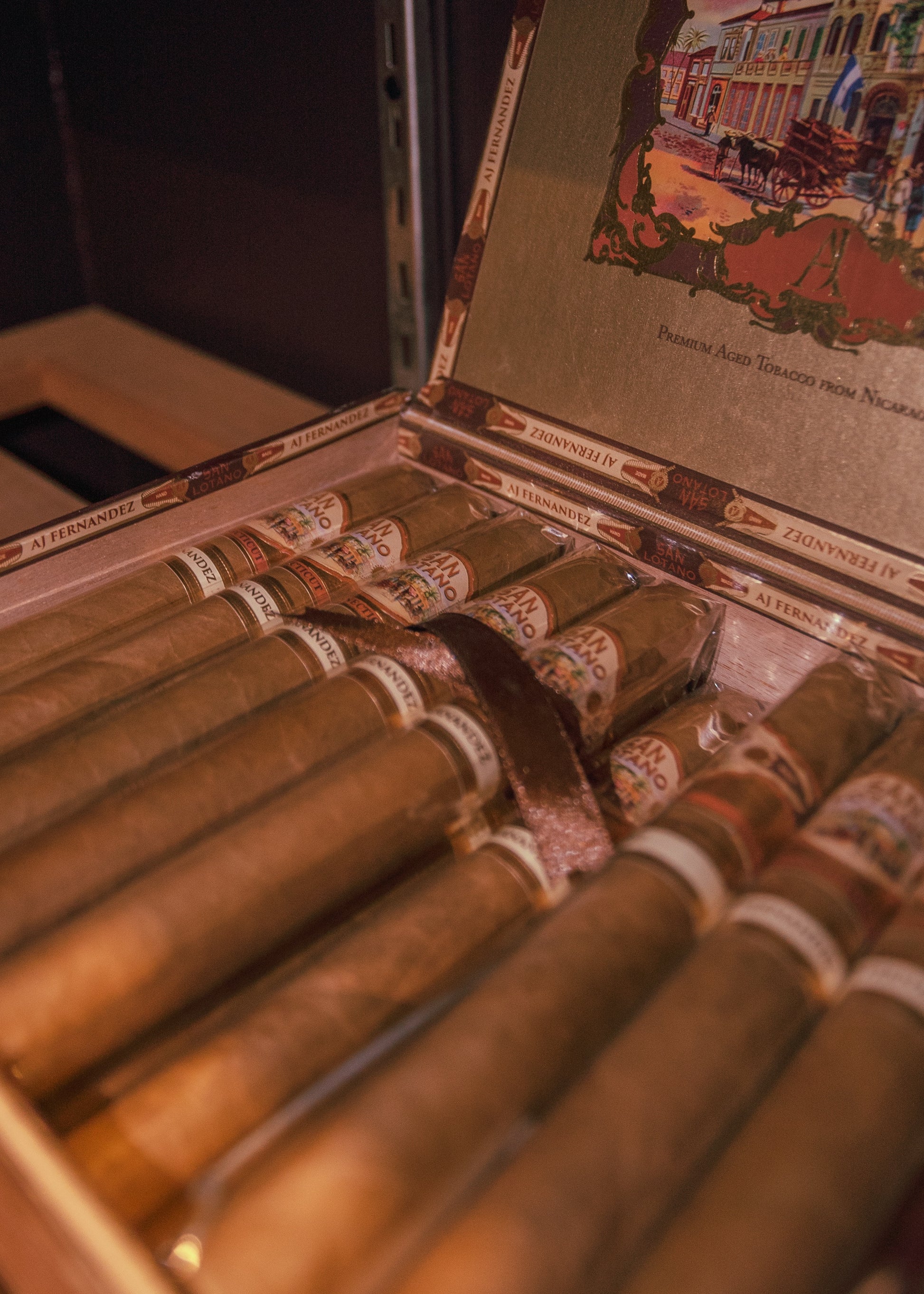AJ Fernandez: San Lotano Conn -Churchill 7x52 - AME Cigars