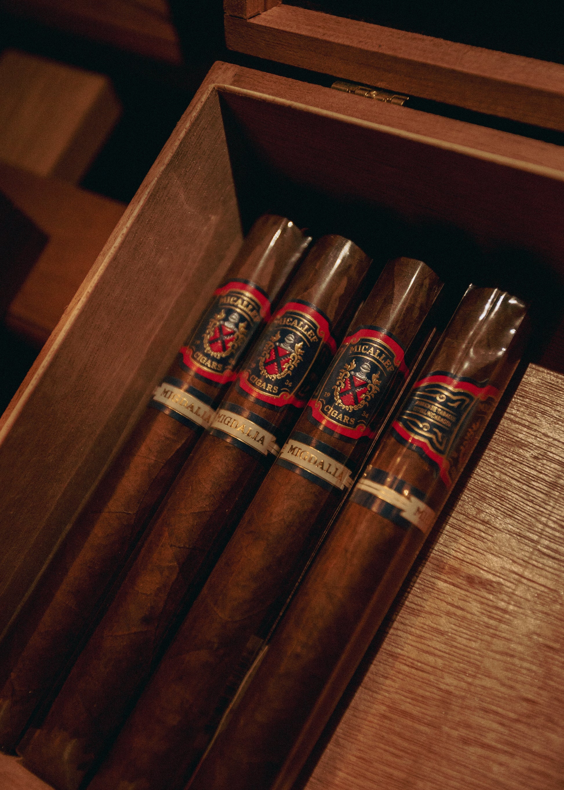 Micallef: Migdalia- Corona Extra 6x46 - AME Cigars