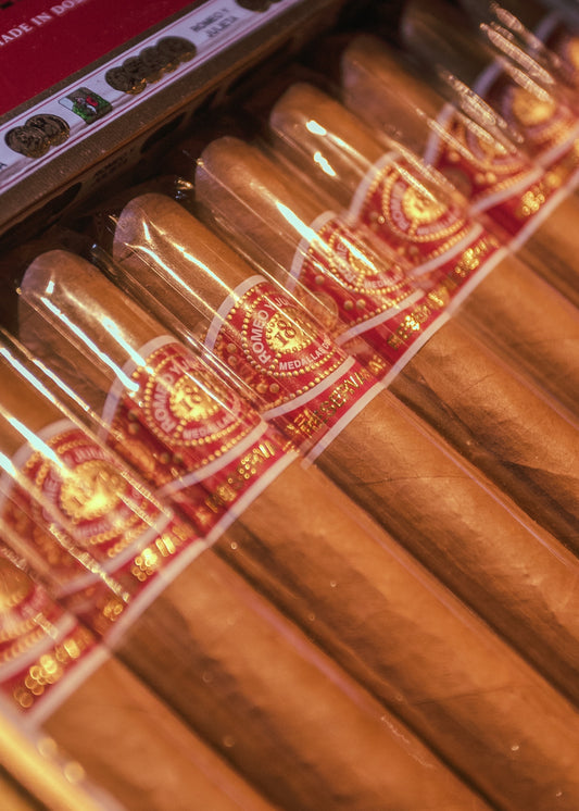 Romeo Y Julieta Reserva Real Robusto 52x5 - AME Cigars