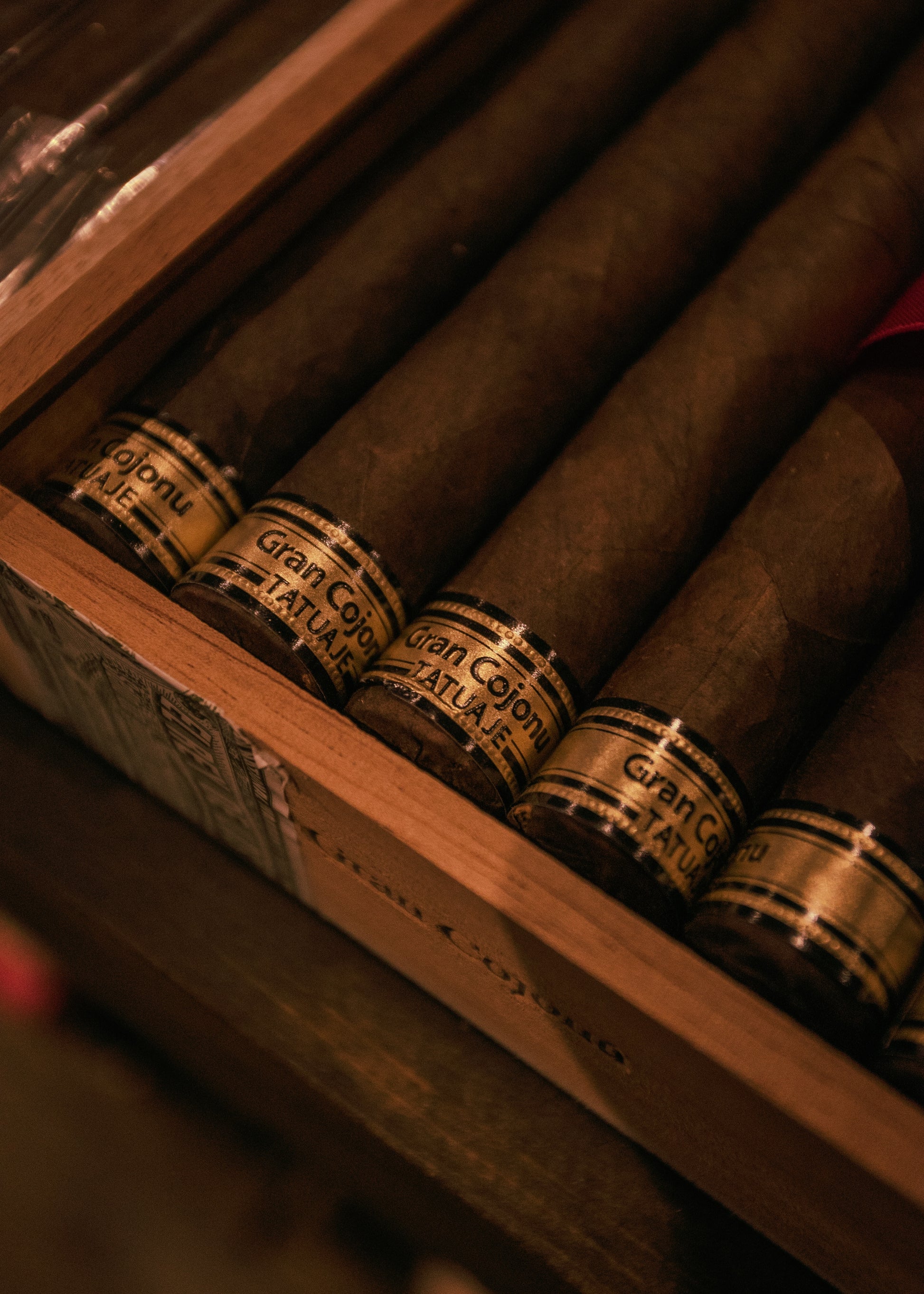 Tatuaje Gran Cojonu 6 1/2x60 - AME Cigars