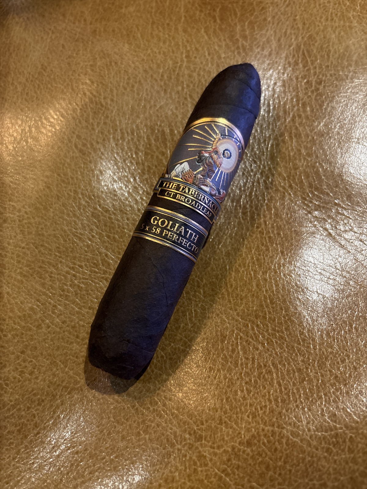 Foundation Tabernacle Broadleaf Goliath 5x58 perfecto - AME Cigars